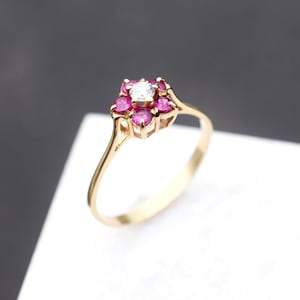 18k Yellow Gold Ruby and Diamond Flower Ring, Ruby Jewelry, 18k Ruby Jewelry, 18k Gold Ruby Ring, 18k Diamond Flower Ring, Gold Floral Ring