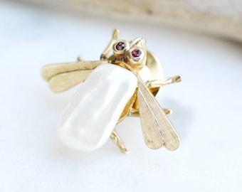 Antique 14k Yellow Gold Baroque Pearl Bug Brooch, Antique Beetle Pin, 14k Gold Antique Bug Brooch, Antique Gemstone Beetle Brooch