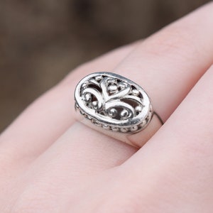 Sterling Silver Oval Filigree Swirl Ring, Sterling Filigree Ring, Sterling Silver Swirl Ring, Simple Sterling Jewelry, Chunky Silver Ring