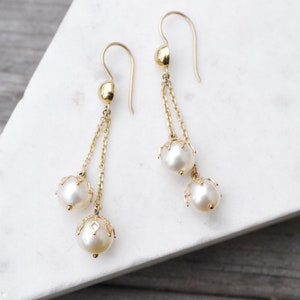 14k Yellow Gold Pearl Dangle Earrings, 14k Gold Pearl Jewelry, June Birthstone Earrings, Staggered Pearl Dangle Earrings, 14k Pearl Earrings