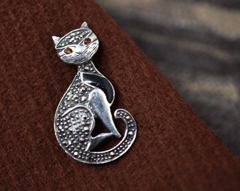 Sterling Silver Marcasite Cat Pin, Mid Century Cat Pin, Cat Jewelry, Kitten Jewelry, Sterling Cat Brooch, Sterling Animal Pin, Quirky Pin