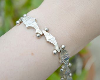 Sterling Silver Dolphin Link Bracelet, Sterling Dolphin Bracelet, Dolphin Jewelry, Animal Link Bracelet, Sterling Ocean Jewelry