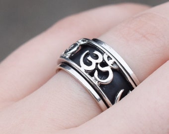 Sterling Silver Om Spinning Band Ring, Yoga Jewelry, Sterling Yoga Ring, Sterling Spin Ring, Men&#39;s Sterling Silver Om Ring, Om Jewelry