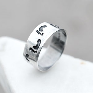Sterling Silver Tribal Foot Pattern Band Ring, Footprint Band Ring, Sterling Silver Foot Steps Ring, Sterling Tribal Band Ring