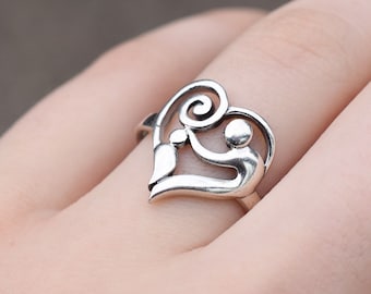 Sterling Silver Mother&#39;s Love Heart Ring, Sterling Silver Mom and Child Ring, Sterling Heart Ring, Mom Gift, Sterling Silver Mom Ring