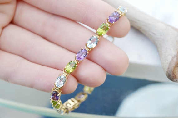 Dainty Crystal Quartz Gemstone Bracelet Luna Tide