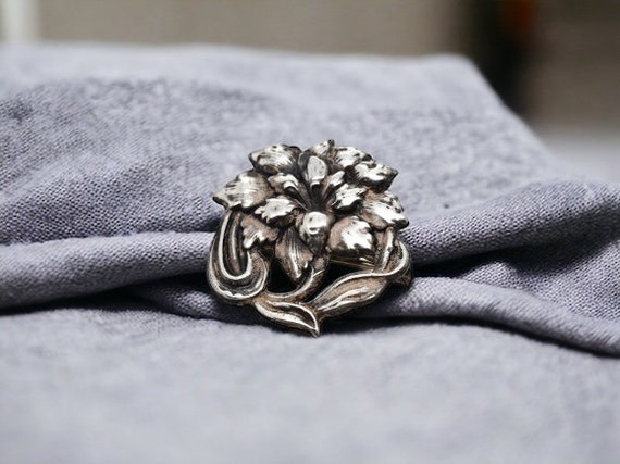 Small Sterling Silver Front Flower Pin, Floral Pi… - image 3