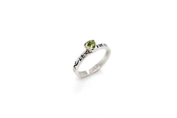 Sterling Peridot Tribal Stack Ring, Sterling Silver Peridot Stack Ring, Simple Peridot Ring, Sterling Tribal Stacking Ring, Patterned Band