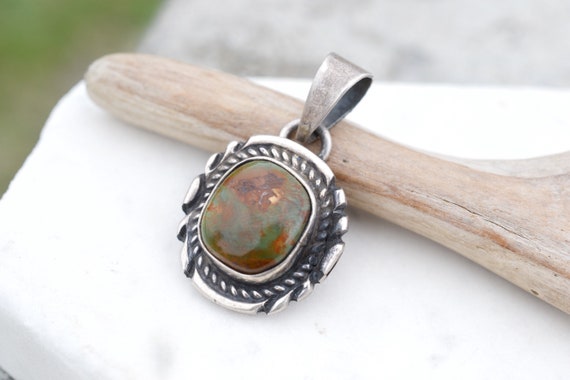 Mexican Sterling Silver and Green Turquoise Pendant, Green Turquoise Pendant, 980 Silver Pendant, Oval Mexico Turquoise Pendant
