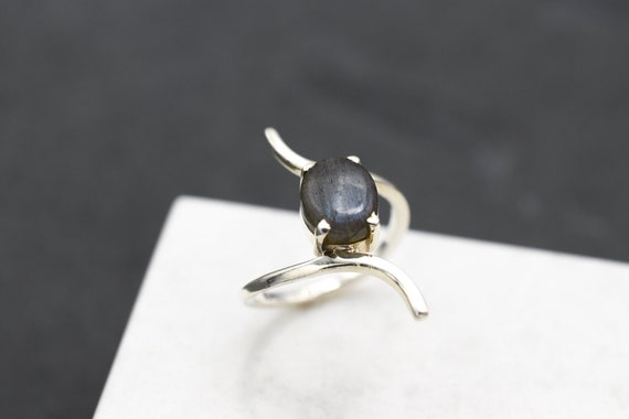 Sterling Silver Labradorite Bypass Ring, Sterling Labradorite Ring, Sterling Silver Labradorite Jewelry, Sterling Oval Labradorite Ring