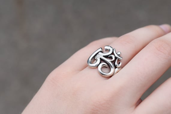 Bold Sterling Silver Om Ring, Yoga Jewelry, Sterling Yoga Ring, Large Sterling Om Ring, Men's Sterling Silver Om Ring, Om Jewelry