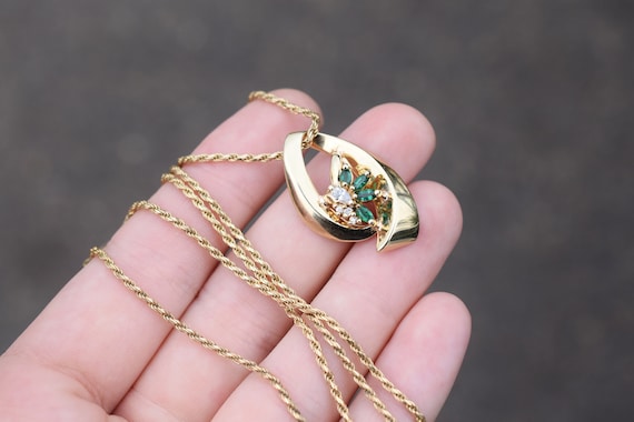 14k Yellow Gold Emerald and Marquise Diamond Necklace 14k Emerald