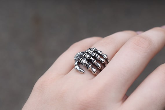 Sterling Silver Skeleton Hand - Large Ring Sterling Silver Skeleton Hand - Large Ring