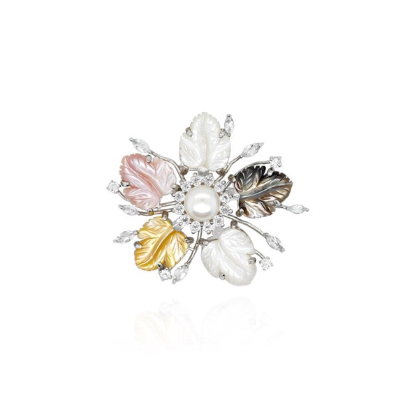 Sterling Silver Mother of Pearl Leaf Flower Ring Sterling Silver Mother of Pearl Leaf Flower Ring
