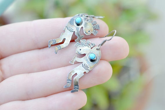 Dancing Kokopelli Sterling Silver Native American Navajo Pink Shell Earrings Dancing Kokopelli Sterling Silver Native American Navajo Pink Shell Earrings