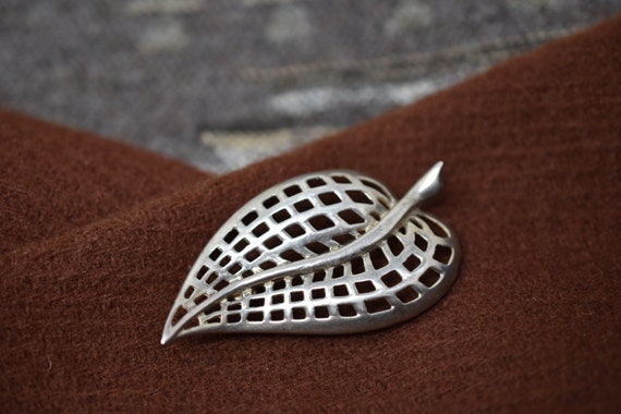 Sterling Silver Modernist Leaf Brooch, Sterling L… - image 1