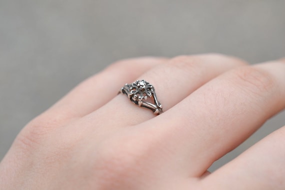 Small Sterling Silver Flower Ring, Delicate Sterling Flower Ring, Simple Sterling Flower Ring, Filigree Flower, Small Flower Ring