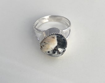 White Buffalo Turquoise Ring - Sterling Silver Hammered Split Band - Size 10.25 - Handmade - Natural Stone