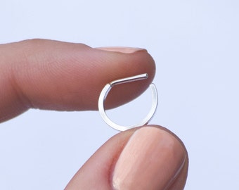 Dünner Septum Ring - Sterling Silber Septum Ring - Quadratisch - Klein - Mikro - Zierlich - KEIN Clicker - Versandfertig - Baby Größe ab 6 mm!