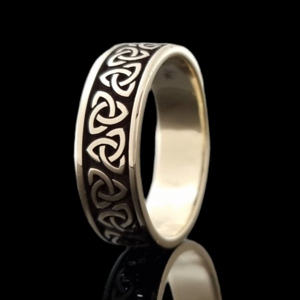 Trinity Knot Wedding Band | Irish Celtic Knot Ring | Unique Celtic   Wedding Band | Designed and Made in lreland | Free Worldwide Delivery