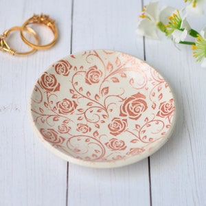 Floral jewelry dish - Ring holder - Ivory rose gold polymer clay bowl - Unique handmade gifts for women