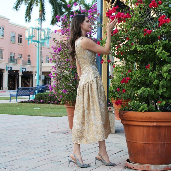 white and gold brocade dress Gold and White Brocade Dress by Kate Stoltz