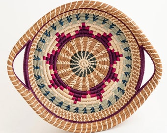Pine Needle and Raffia Chumil Basket / 2 color options