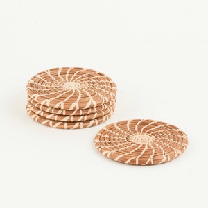 Pine Needle Coaster / 2 Colors