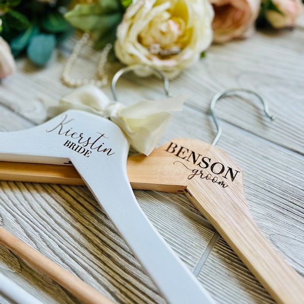 Engraved Hangers/Bridal Party Hanger/Wedding Hanger/Bride and Groom Hanger/Bridal Party