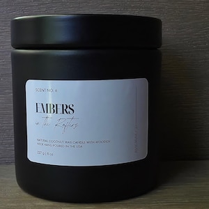 Smoky Clove & Sandalwood Candle: Hand-Poured Coconut Wax, Wooden Wick