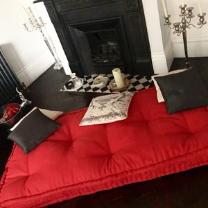 Bohemian futon 2024