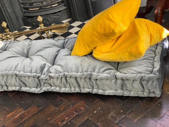 Tufted cushion futon deals