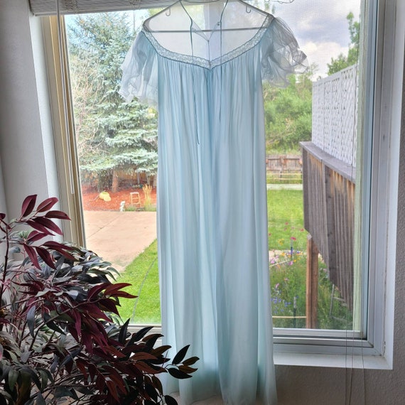 Vintage semi sheer nylon peignoir robe nightgown s