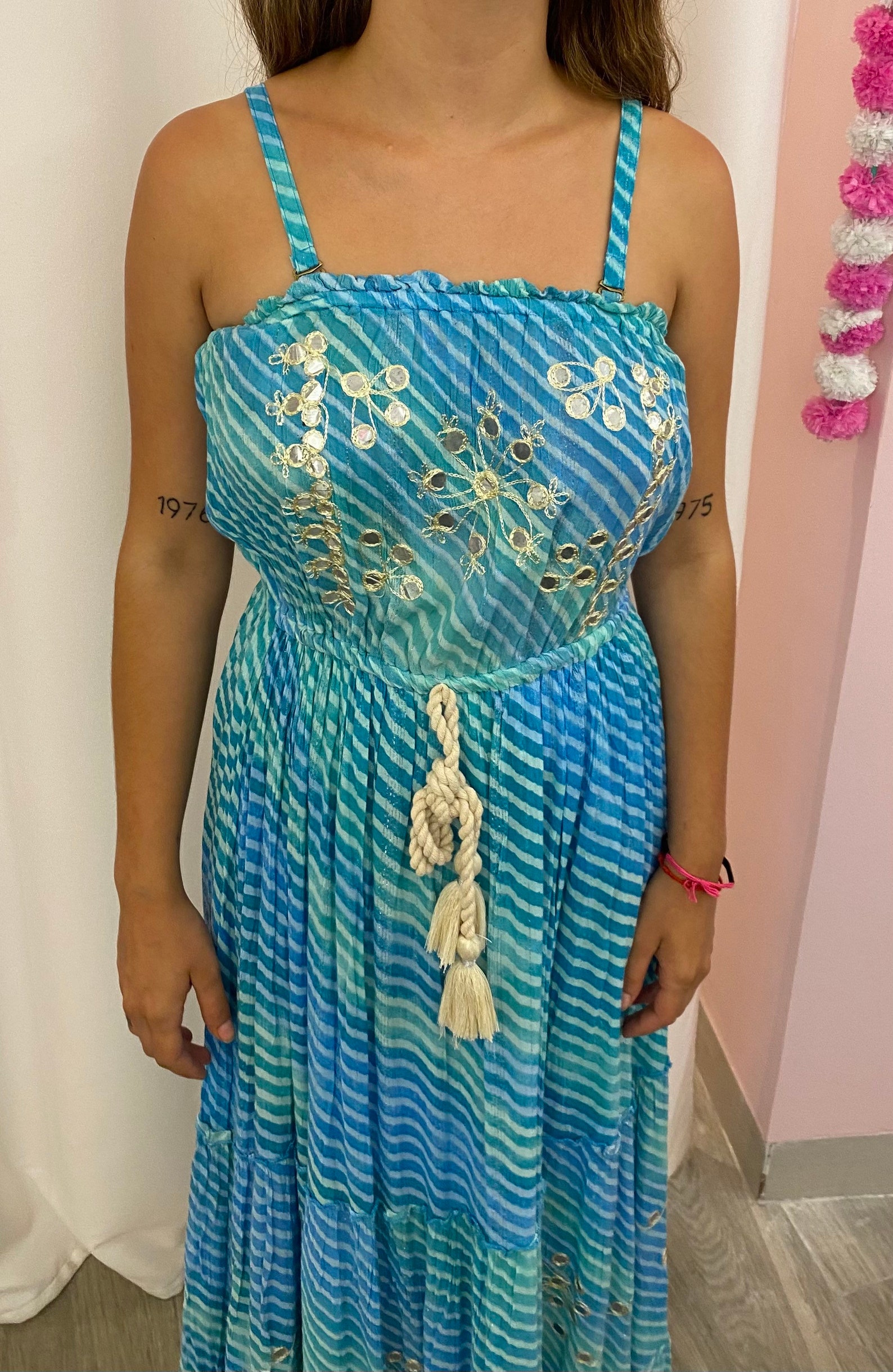 glitter plus size dresses Amazon.com: Ever-Pretty Women's Sequin V-Neck High Slit FD10589-P2240 Peach Perfection: Unveiling the Shoe size:40