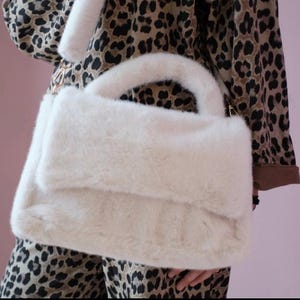 Teddy shoulder bag. White Teddy bag. Boho bag. Bohemian bag. White bag. Ideal gift for women.