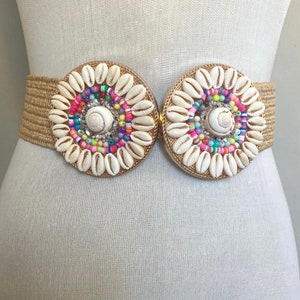 Boho belt . Cowrie boho belt . Boho raffia belt . Raffia belt . Elastic belt .