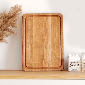 Schneidebrett aus Eiche Holz massiv Küchenbrett Hackbrett Servierbrett Brotzeitbrett, 3 Größen auf Wunsch mit Gravur, personalisiertes Brett