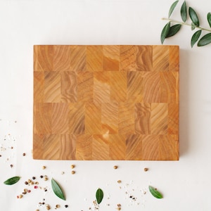 Schneidebrett aus Holz, Stirnholz Kirsche Brett Steakbrett Servierbrett Charcuterie Board, Geburtstagsgeschenk Gravur möglich personalisiert