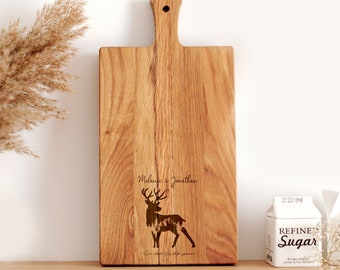 Cutting board personalized with handle with name for a wedding or housewarming gift | Gift for couples families | Serving board kitchen board