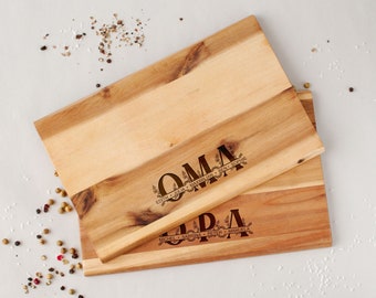 Brotzeitbrett personalisiert "Oma" • "Opa" mit Namen • Frühstücksbrett Schneidebrett aus Holz • Geschenkidee Großeltern • Vesperbrett Gravur