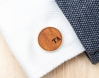 Personalisierte Holz Manschettenknöpfe Cufflinks, mit Gravur Initialen, Andenken Geschenk für Ihn Männer, Bräutigam Trauzeugen Jahrestag