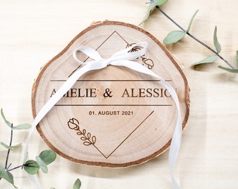 Personalized Wedding Ring bearer, Wooden Ring Pillow, Tree Slice Ring Bearer, Rustic Wedding Decor, Rustic Tree Slice, Ring Holder,