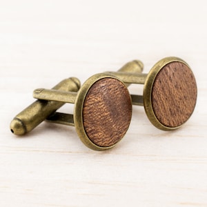 Vintage Manschettenknöpfe Cufflinks Herren Schmuck zur rustikalen Landhochzeit Geschenk für Männer Holz Handgemacht Hemd Knöpfe Edelholz Bild 4