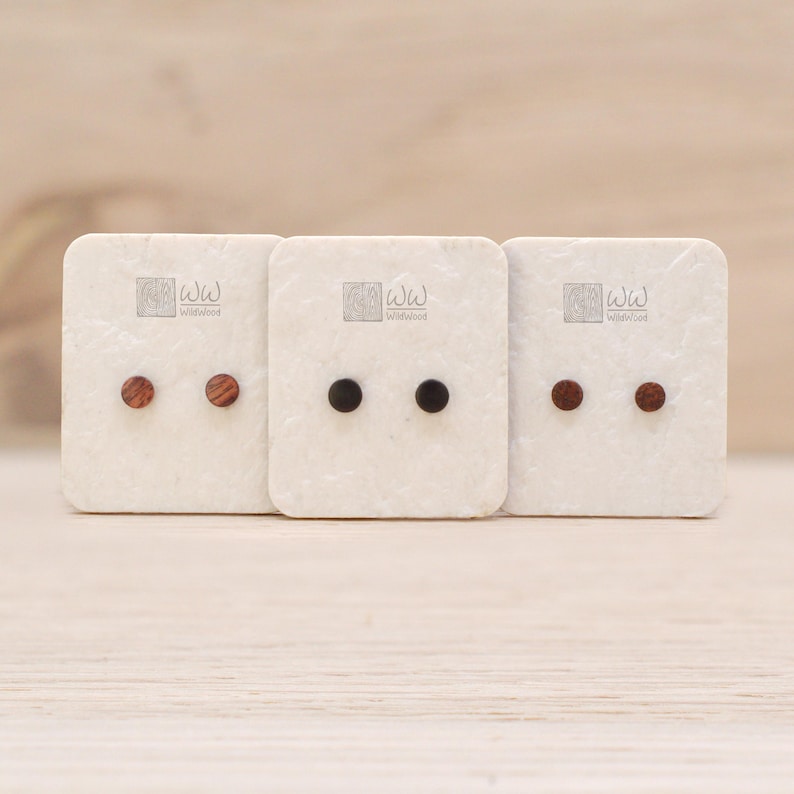 Holz Ohrstecker als Geschenkidee für Männer und Frauen