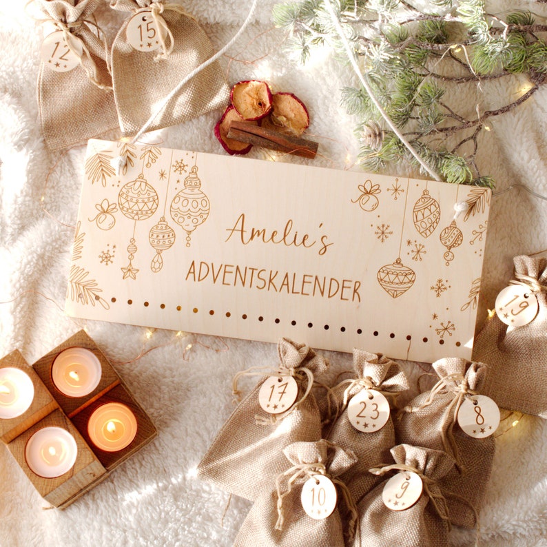 Adventskalender mit Namen und Säckchen