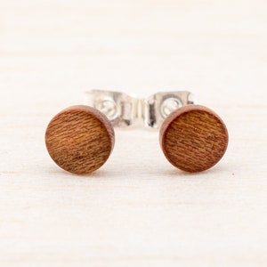 Ø6mm Tiny Wooden ear studs Extra small post studs round Organic Fake Plug Gauge Earrings wood fake piercing illusion personalized