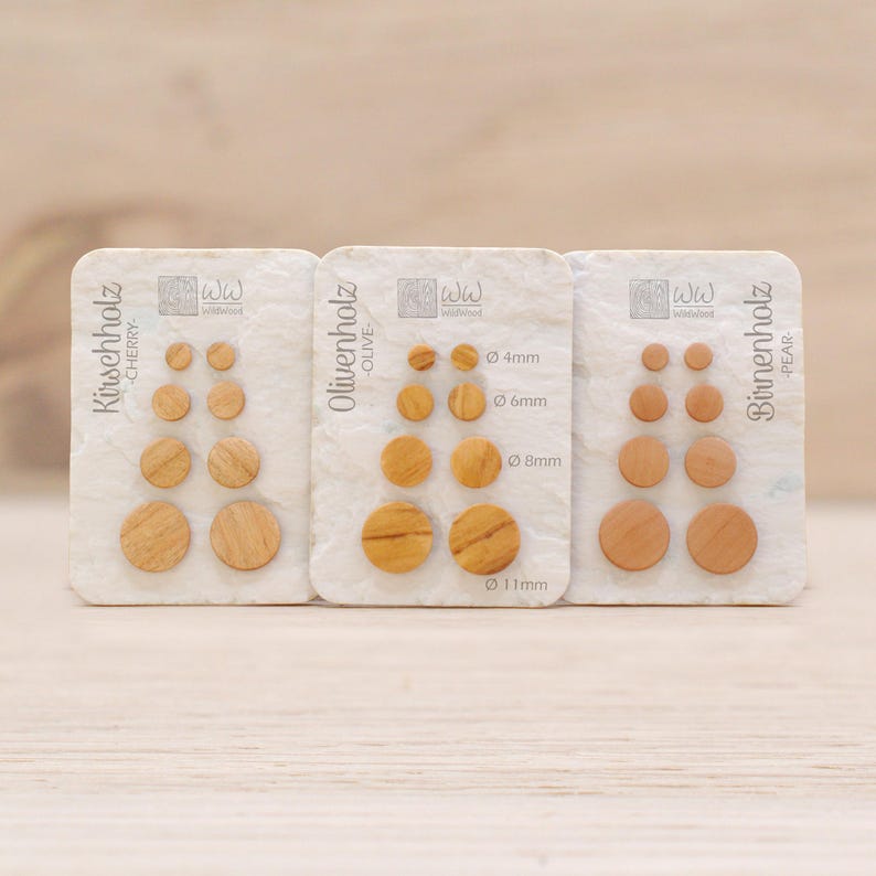 Handgemachte Ohrstecker aus Birne, Olive, Kirschholz