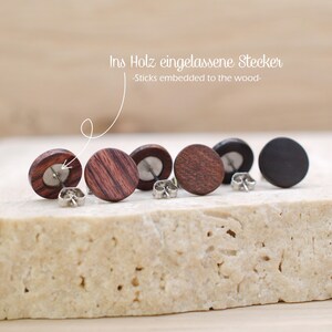 Holz Ohrstecker mit flacher, eingelassener Steckermontage