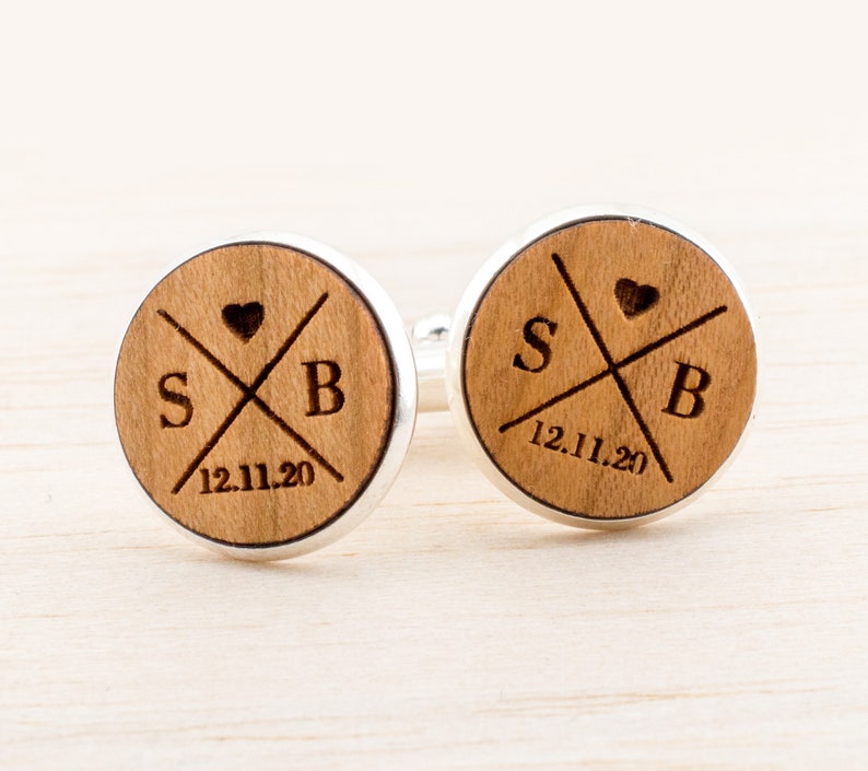 Personalized Wood Cuff Links Mens Jewelry Groom Groomsmen Cufflinks individual rustic country wedding Gift for man Wood handmade Bronze zdjęcie 5