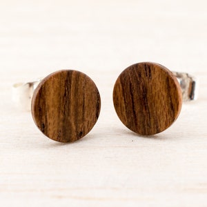 Tiny Ø8mm Wooden ear studs Extra small post studs round Organic Fake Faux Plug Gauge Earrings wood fake piercing illusion personalized